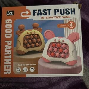 Fast push pop it game